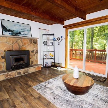 Entire 3 Bedroom Adventure Chalet, Near The Best Of The Poconos Восток Страудсберг Экстерьер фото