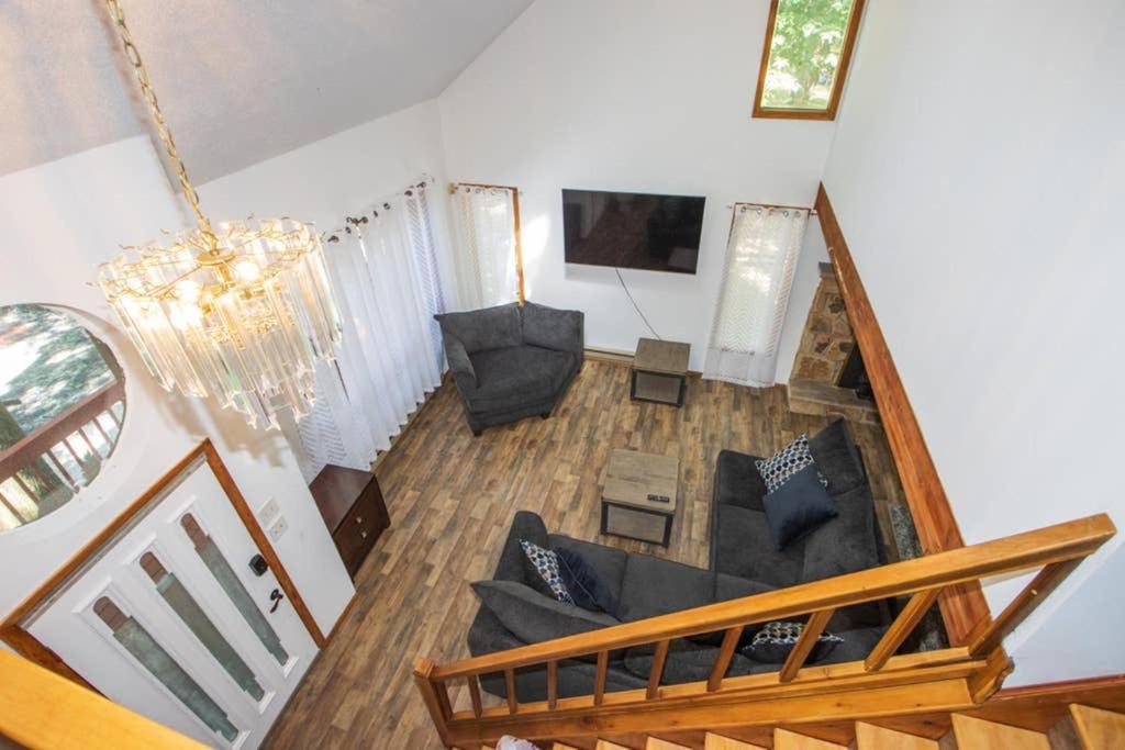 Entire 3 Bedroom Adventure Chalet, Near The Best Of The Poconos Восток Страудсберг Экстерьер фото
